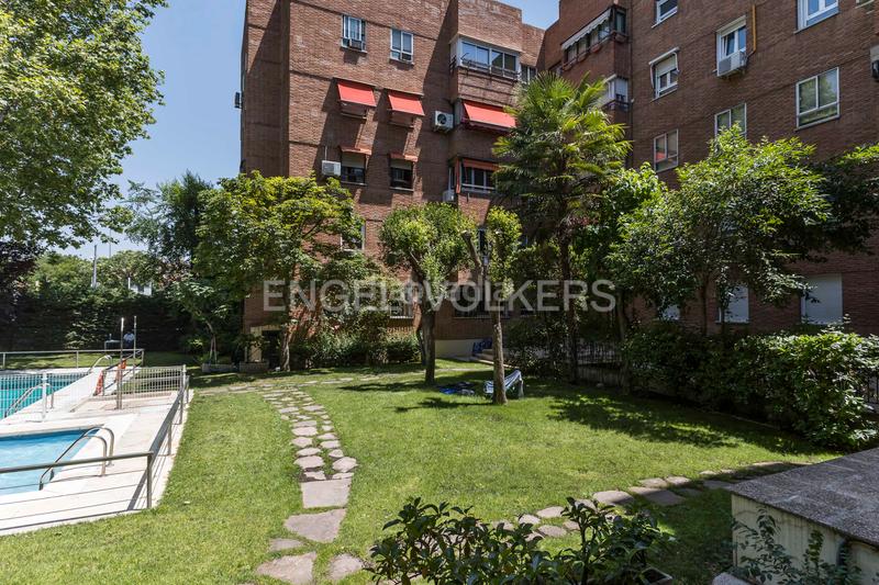 Foto 3d7cefb0-3acc-40db-a709-39eb4b72b44f. Appartement avec chauffage piscine dans Estrella Madrid