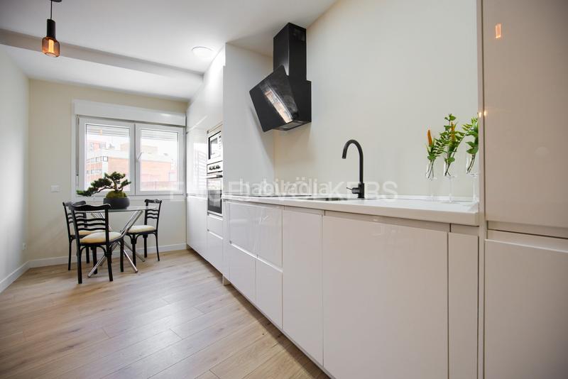 Foto e9178e09-6b52-4bf7-92bc-fdbc2bea48fb. Appartement avec chauffage dans Castillejos-Cuzco Madrid