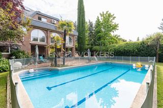 Lloguer Casa  Calle zeus. Chalet independiente en monterrozas  las rozas de madrid