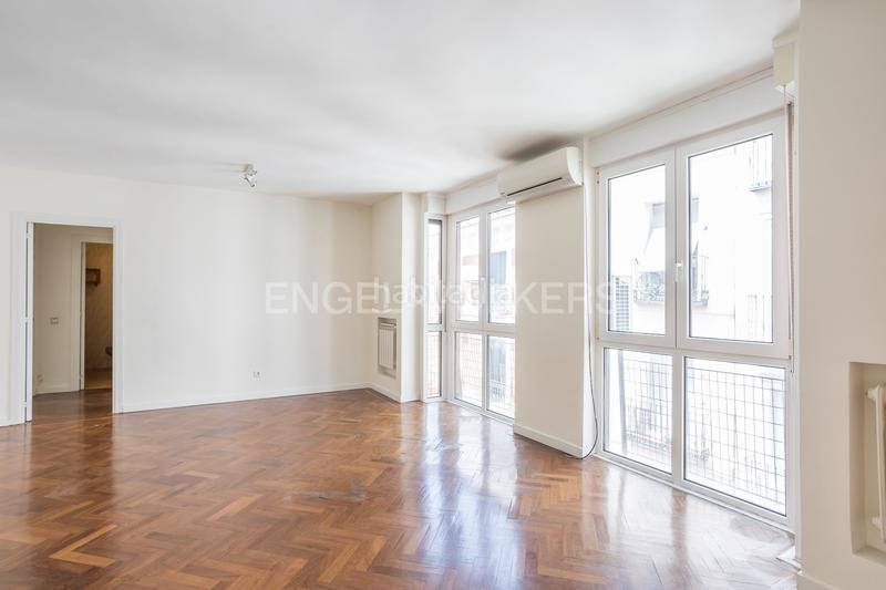 Foto 91603692-1221-43db-a25f-0474cddfbbef. Appartement avec chauffage parking dans Embajadores-Lavapiés Madrid