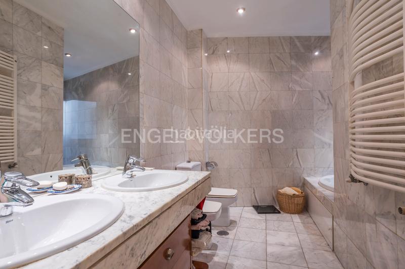 Foto afbdd139-0371-4feb-ba6e-5d6a10f4c20c. Piccolo appartamento con riscaldamento in Universidad-Malasaña Madrid