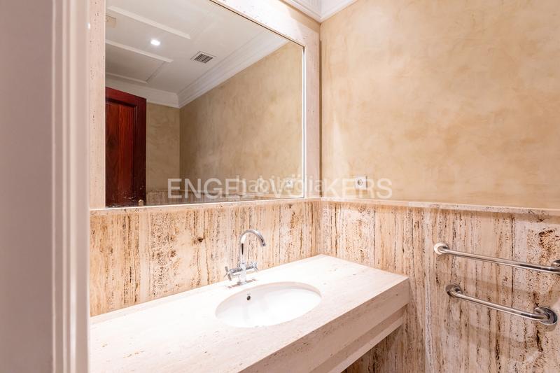 Foto 48a1f269-8687-4017-9e3c-84ff9873c626. Casa amb calefacció aparcament piscina a La Florida - El Plantío Madrid