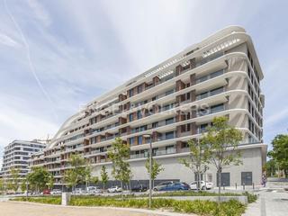 Alquiler Apartamento en Imperial. Piso en urbanización de lujo en madrid río