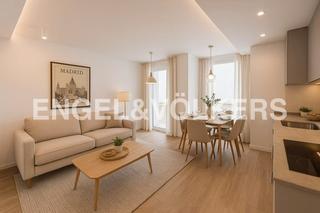Alquiler Apartamento en Imperial. Lujo en madrid elegante dúplex de 2 dormitorios en calle de san