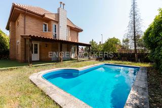 Casa en Monte el Pilar. Unifamiliar reformado en el monte del pilar