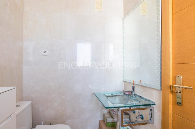 Foto 7b06b95e-e072-4209-90e6-18d916389282. Piccolo appartamento con riscaldamento parcheggio piscina in Madrid