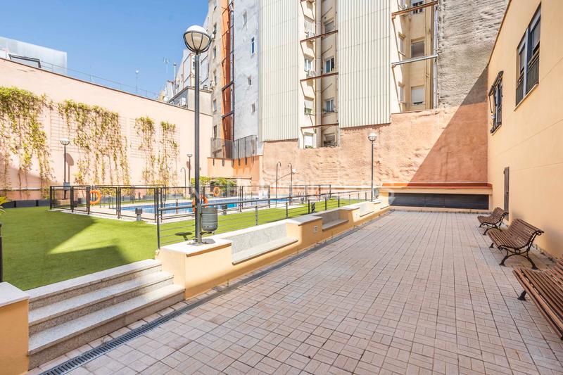 Foto b8f53180-52be-49c6-99b3-99fbef170295. Piccolo appartamento con riscaldamento parcheggio piscina in Madrid