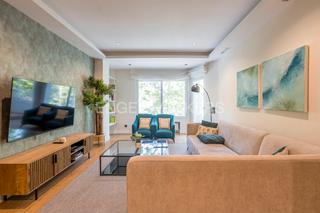 Apartamento en Universidad-Malasaña. Lujo y diseño exclusivo piso reformado con terraza en alberto ag