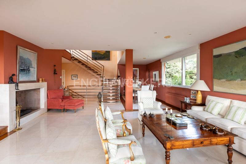 Foto b240cea4-93c8-45d2-bbed-88a67d0d8c27. Casa amb calefacció aparcament piscina a Bonanza Boadilla del Monte