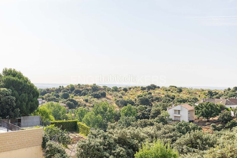 Foto e27a8470-6b22-48b9-a4a2-d43e9d628a30. Casa amb calefacció aparcament piscina a Pino Alto-Navarredonda Valdemorillo