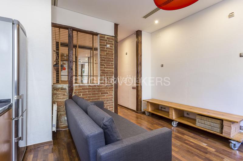 Foto e05ed92c-c002-48f8-8792-cac89d1e680a. Alquiler apartamento confortable apartamento amueblado en el centro en alquiler en Madrid