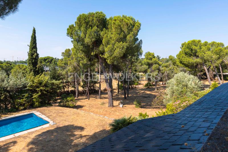 Foto 469c0cbc-6ef1-455a-b2e0-3350727925da. Maison avec chauffage parking piscine dans Somosaguas Pozuelo de Alarcón