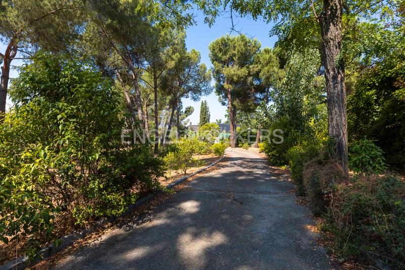 Foto fe29db9c-ba00-4630-ad5e-a4e6309a190a. Maison avec chauffage parking piscine dans Somosaguas Pozuelo de Alarcón