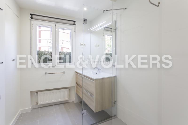 Foto 700d0dbf-b012-4f1a-8e83-3304b0dd97d3. Location appartement avec chauffage parking dans Almagro Madrid