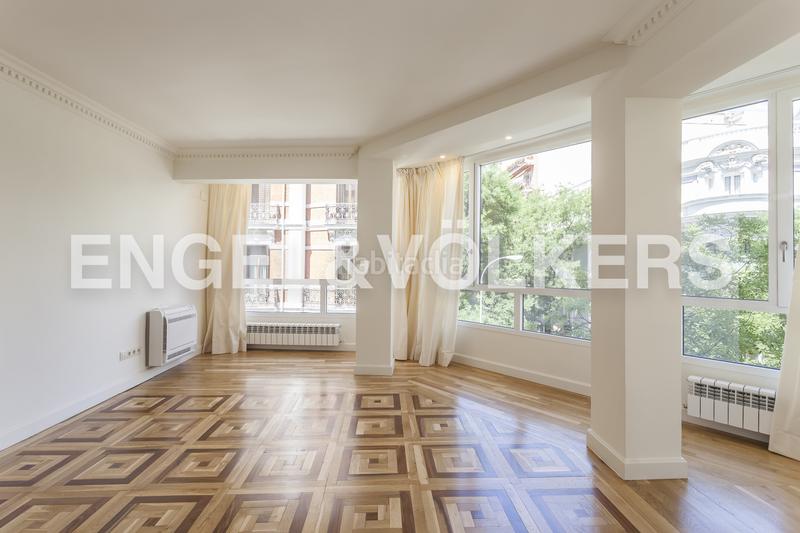 Foto a97106f2-bd92-44aa-baae-19b981417357. Miete appartement mit heizung parking in Almagro Madrid