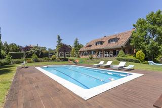 Lloguer Casa  Paseo cerro del toro. Chalet ideal de estilo inglés en ciudalcampo