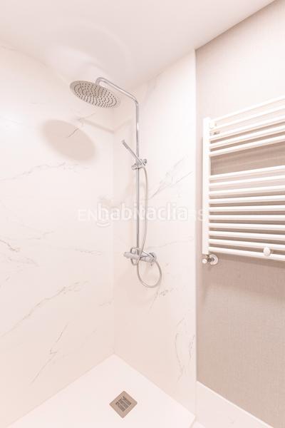 Foto 3bf78c9b-37ca-48eb-8709-1fa31d7adee7. Apartament amb calefacció piscina a Argüelles Madrid