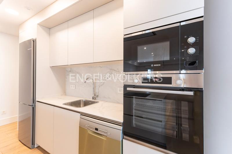 Foto 7a14d333-cba5-4f55-9812-eab88541ac2c. Apartament amb calefacció piscina a Argüelles Madrid