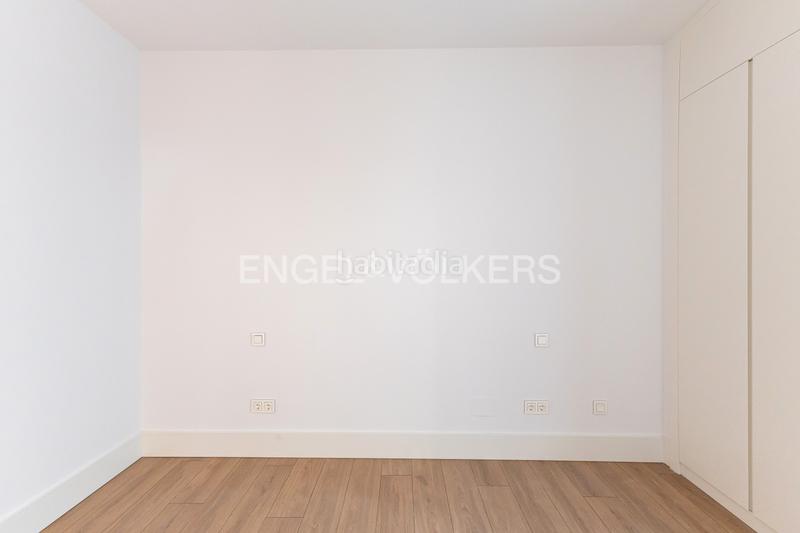 Foto c6fada8b-db46-4758-98ab-3eb2b0080137. Apartament amb calefacció piscina a Argüelles Madrid