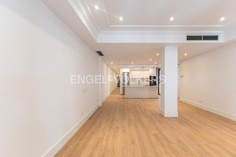 Foto cd070ad0-6d56-4764-9ab8-3efbdaf4c0f1. Apartament amb calefacció piscina a Argüelles Madrid
