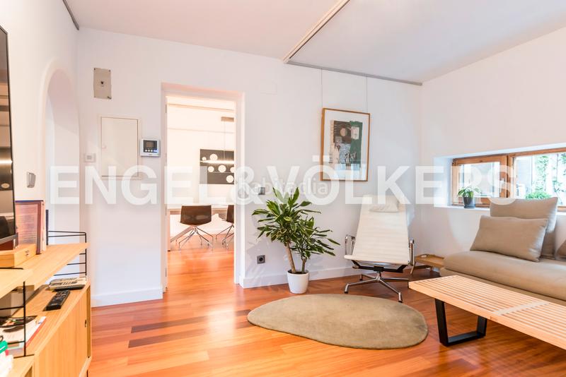 Foto 537890b6-74e3-4bad-8e77-ae75f9ebd0a9. Alquiler casa magnifica casa unifamiliar en Nueva Españachamartin en Madrid