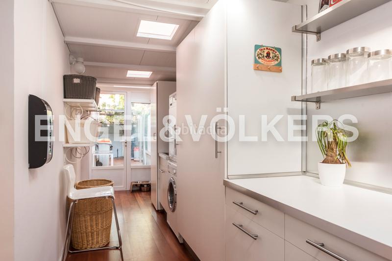 Foto f390f440-11ed-4cae-ac79-ee5e3d5cfcfa. Rent house with heating in Nueva España Madrid