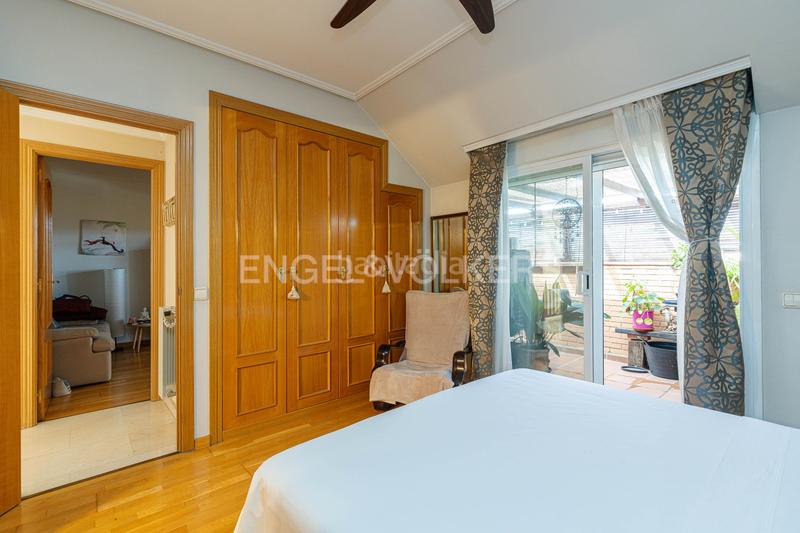 Foto 54a79e3d-9857-46f3-b210-655427d2aa10. Casa adossada amb calefacció aparcament a Sector S Boadilla del Monte