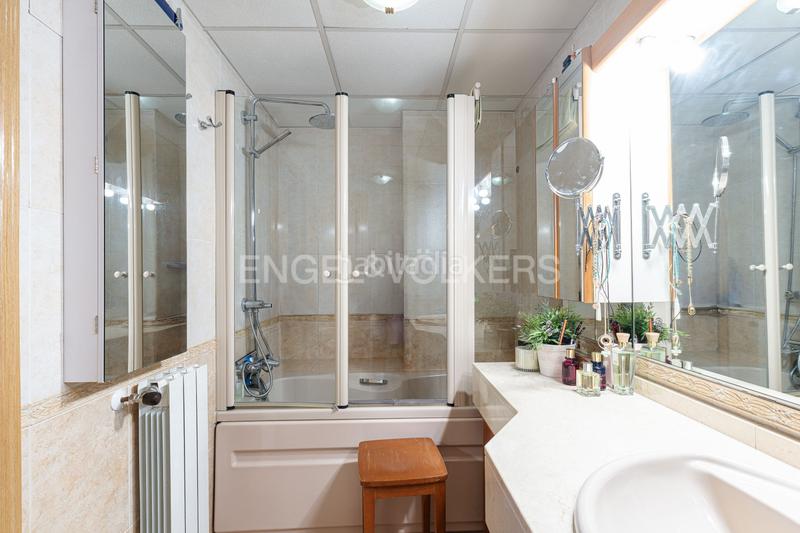 Foto b4c28f1b-eb77-4055-8785-a22d13a82b2f. Casa adossada amb calefacció aparcament a Sector S Boadilla del Monte
