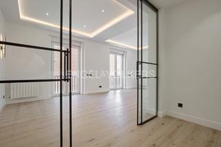 Apartamento  Calle de la princesa. Fantástica vivienda reformada de 4 dormitorios en moncloa