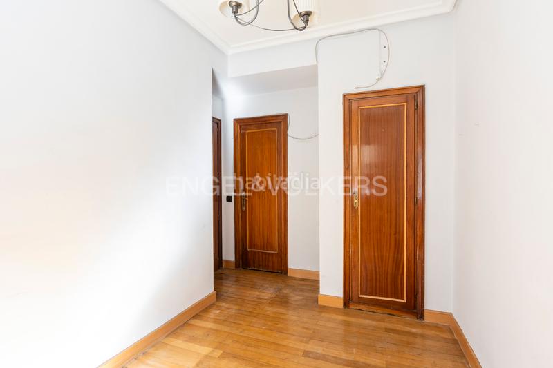 Foto eab071e6-f3dc-4e5a-81ea-4bd62344617c. Piccolo appartamento con riscaldamento in Pacífico Madrid