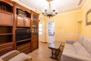 Apartament a Valdeacederas. Oportunidad para inversores, edificio para rehabilitar en valdea