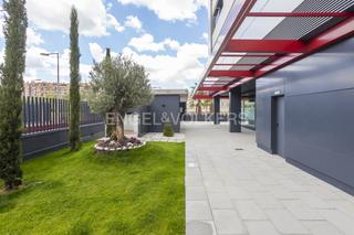 Alquiler Apartamento en Imperial. Piso de lujo de 2 dormitorios en madrid río