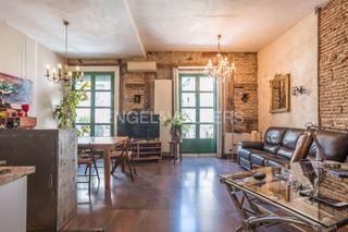 Apartamento en Justicia-Chueca. Magnífica propiedad exterior dividida en 3 estudios y con 2 balc