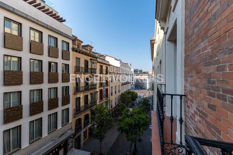 Foto 8916f71e-91df-480c-a4e0-9f70a2a639e8. Apartament amb calefacció a Sol Madrid