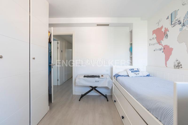 Foto 39e918f8-ad0b-4881-b9db-0fe535e296f2. Apartament amb calefacció aparcament a Estrella Madrid