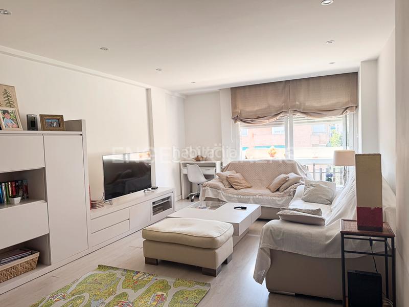 Foto 8a077270-90a8-4027-8751-fa7a5b3aedf2. Apartament amb calefacció aparcament a Estrella Madrid