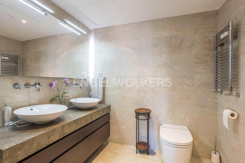 Foto bcce8b7e-9b5c-4dbe-86fc-7eecfddd2d4c. Apartament amb calefacció aparcament a Estrella Madrid