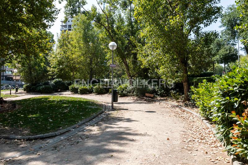 Foto e6bbb9b1-df87-4d16-b68f-010868161020. Apartament amb calefacció aparcament a Estrella Madrid