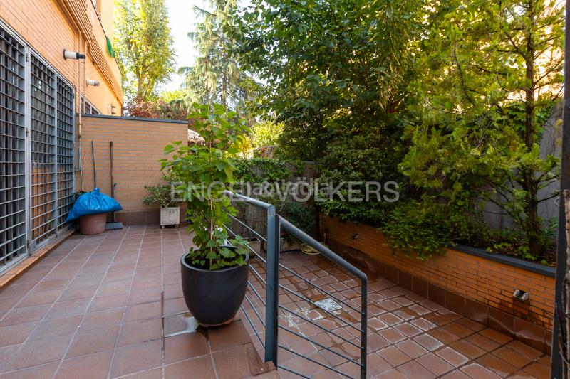 Foto 186facdc-5b7a-4ad4-9302-89ef252b0473. Piccolo appartamento con riscaldamento parcheggio piscina in Madrid
