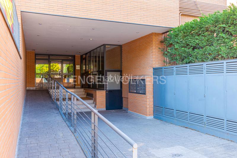 Foto 402cefe0-f8be-4a5d-842f-6b9d45847d1f. Piccolo appartamento con riscaldamento parcheggio piscina in Madrid
