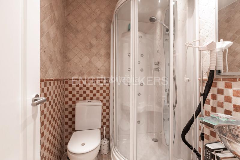 Foto 6d90abd7-b3f7-48fa-a346-d20ea9048c1a. Piccolo appartamento con riscaldamento parcheggio piscina in Madrid