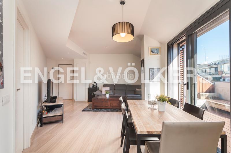 Foto 52162bf2-4a25-4b66-91bd-cc6714acb7e0. Ático  con terraza de 23 m2 en chamberí en Gaztambide Madrid