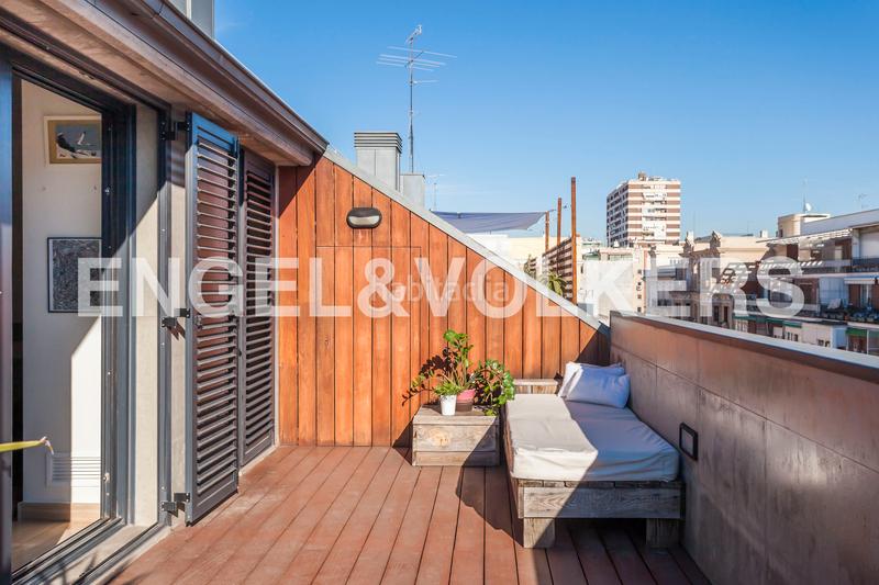 Foto cbe1800e-4d15-43e6-bf0b-591849e67874. Ático  con terraza de 23 m2 en chamberí en Gaztambide Madrid
