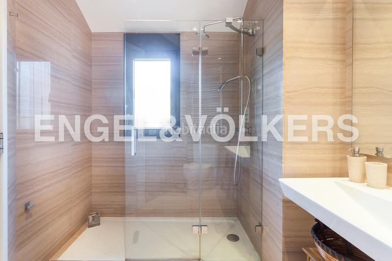 Foto d1369113-7241-4318-a10d-0742057986ef. Ático  con terraza de 23 m2 en chamberí en Gaztambide Madrid