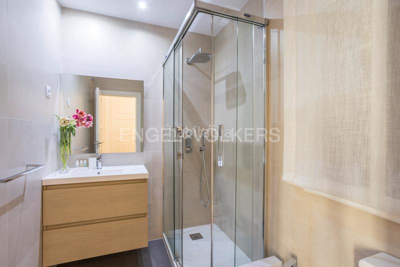 Foto 316ae9d6-7266-4f23-8ec0-dc0e67e2bf30. Location appartement avec chauffage dans Lista Madrid