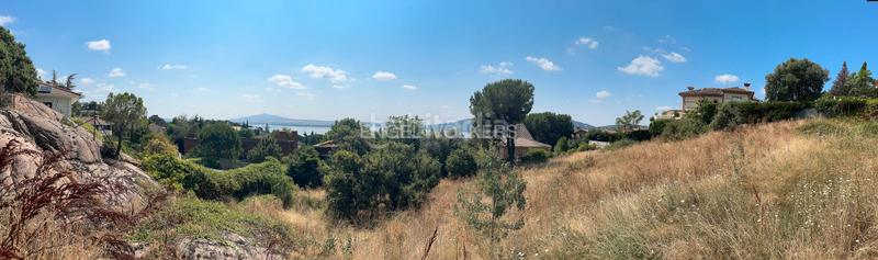 Foto ebbbc72e-a512-432f-8ba4-16652899cf07. Terrain résidentiel dans Manzanares el Real