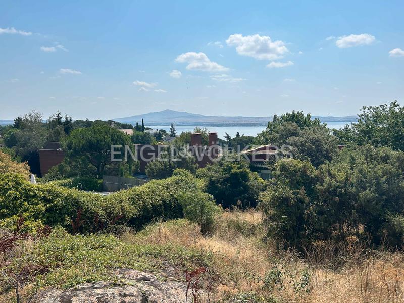 Foto fd61bf31-82ae-4e9f-acfb-ad4638ed7b52. Terrain résidentiel dans Manzanares el Real