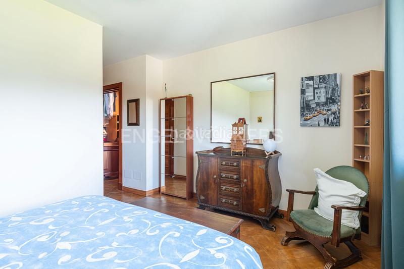 Foto 1d6a6712-c1b3-40fd-88bb-675a9b3dd36c. Casa con riscaldamento parcheggio piscina in Navalquejigo-Los Arroyos Escorial (El)