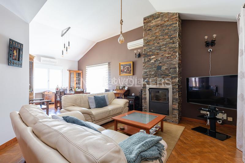 Foto 66cd1b93-c088-4532-8ee3-b29574d49711. Casa con riscaldamento parcheggio piscina in Navalquejigo-Los Arroyos Escorial (El)