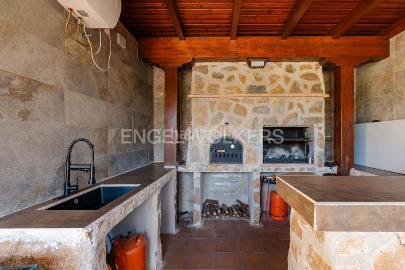 Foto ff55f479-1fd1-4042-b0be-dacddfd56b33. Casa con riscaldamento parcheggio piscina in Navalquejigo-Los Arroyos Escorial (El)